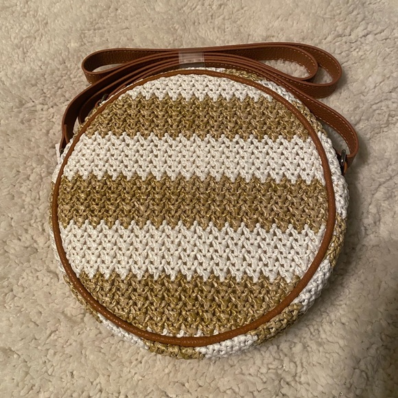 thirtyone Bags Thirty One Roundabout Crossbody Poshmark